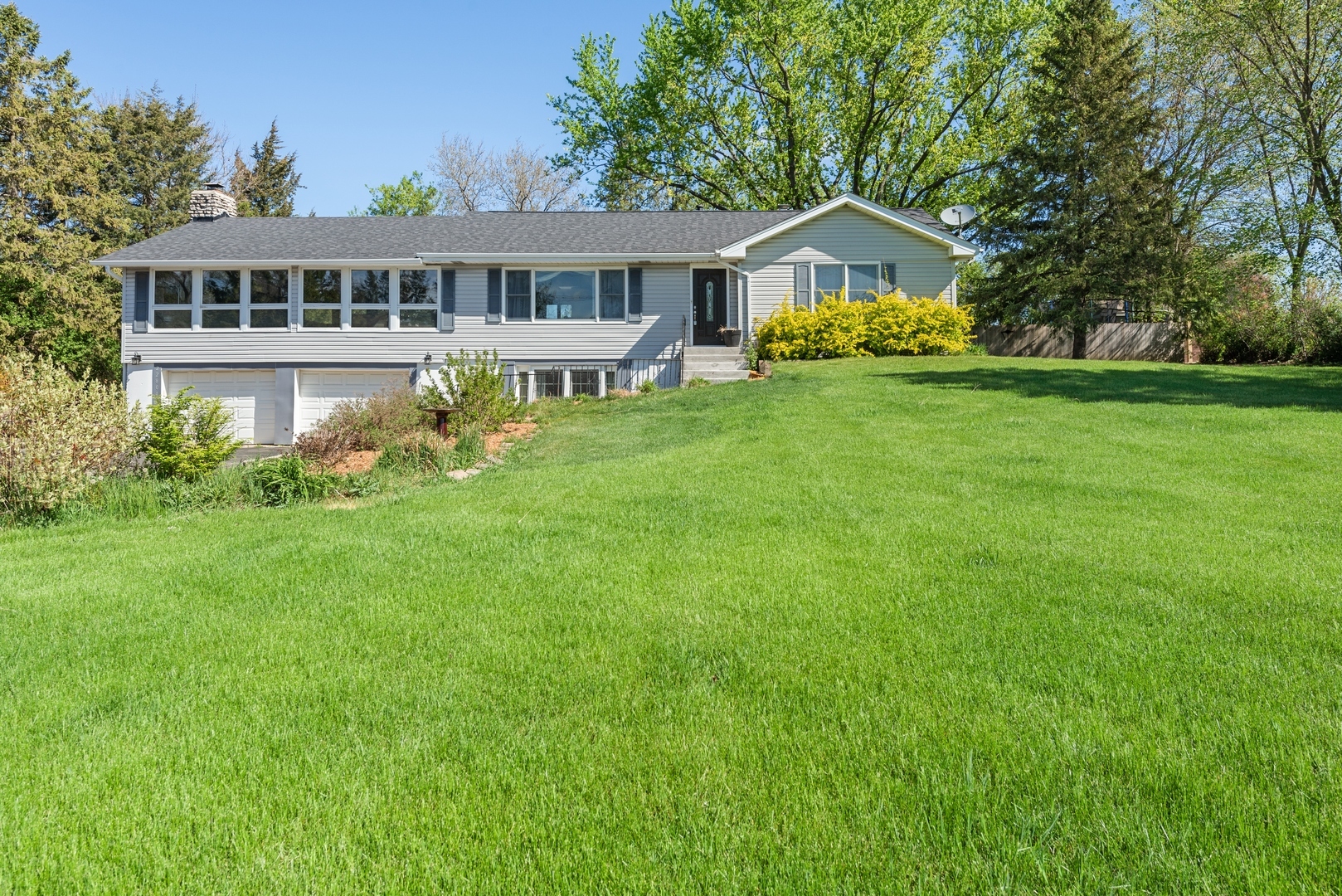 Property Photo:  22804 W North Lakewood Lane  IL 60047 