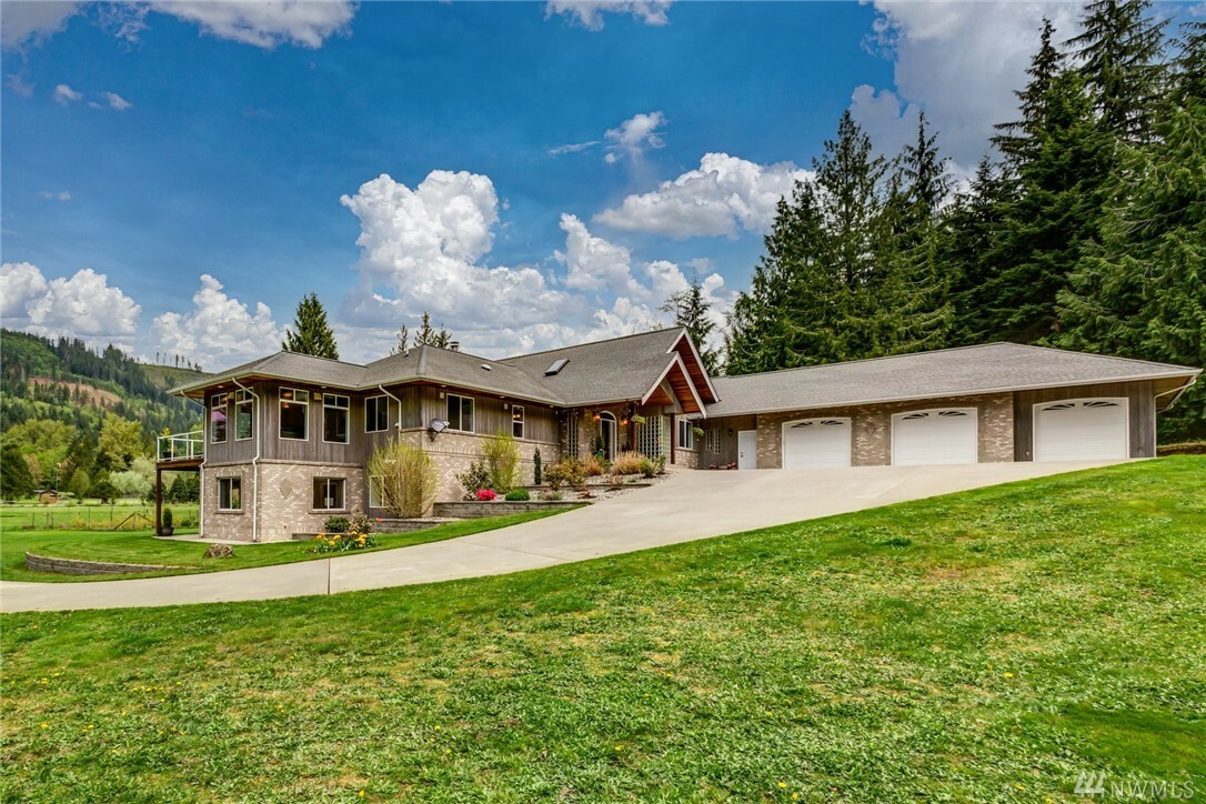 Property Photo: 7654 Kachina Rd WA 98244