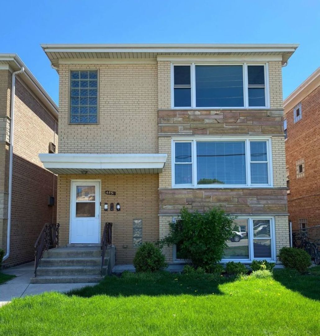 Property Photo: 6851 W Gunnison Street IL 60706