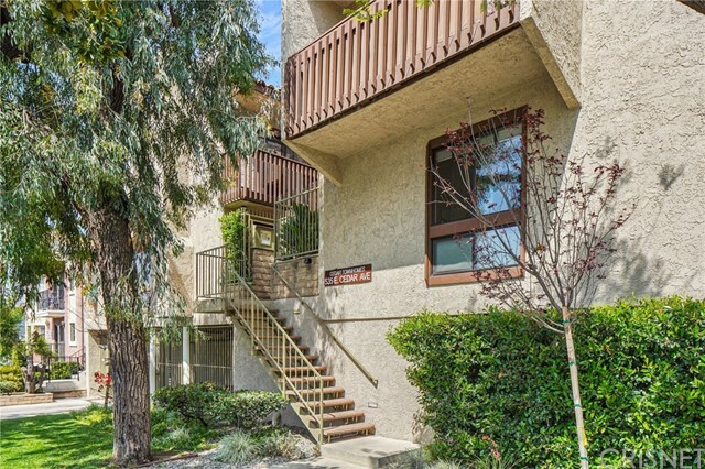 Property Photo:  535 E Cedar Avenue H  CA 91501 