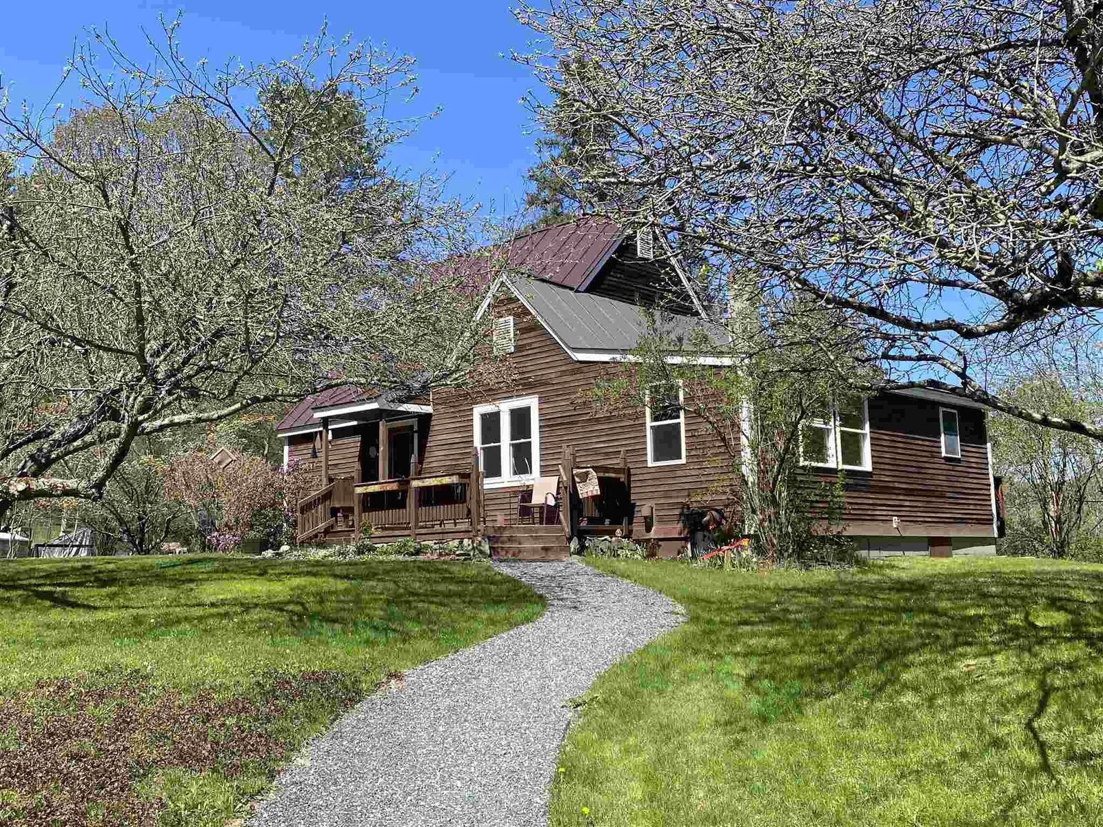 Property Photo: 688 Tucker Hill Road VT 05075