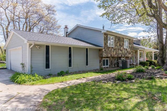 Property Photo: 2173 Bray Road MI 48412