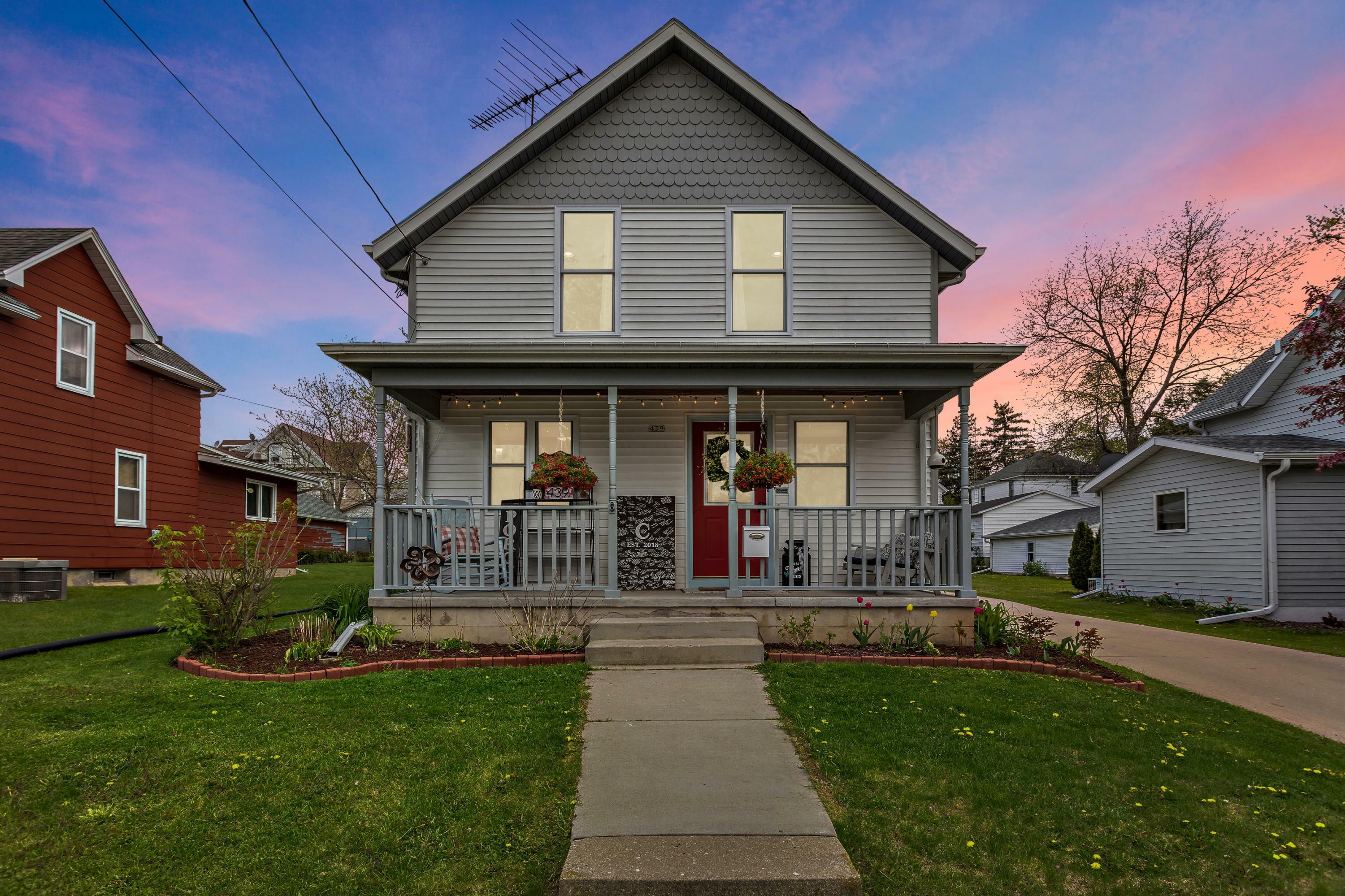 Property Photo:  439 McKinley Ave  WI 53027 