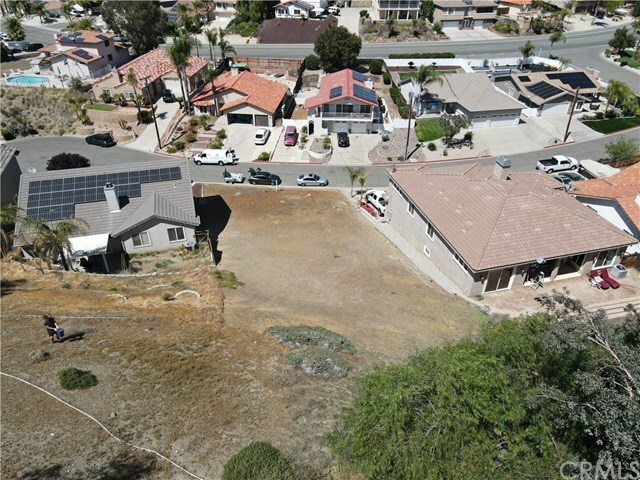 Property Photo:  348 Buttercup  CA 92587 