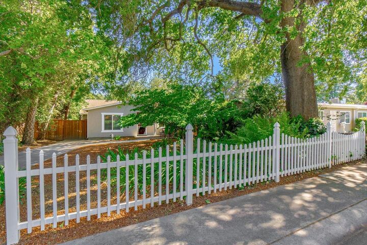 215 19th Street  West Sacramento CA 95691 photo