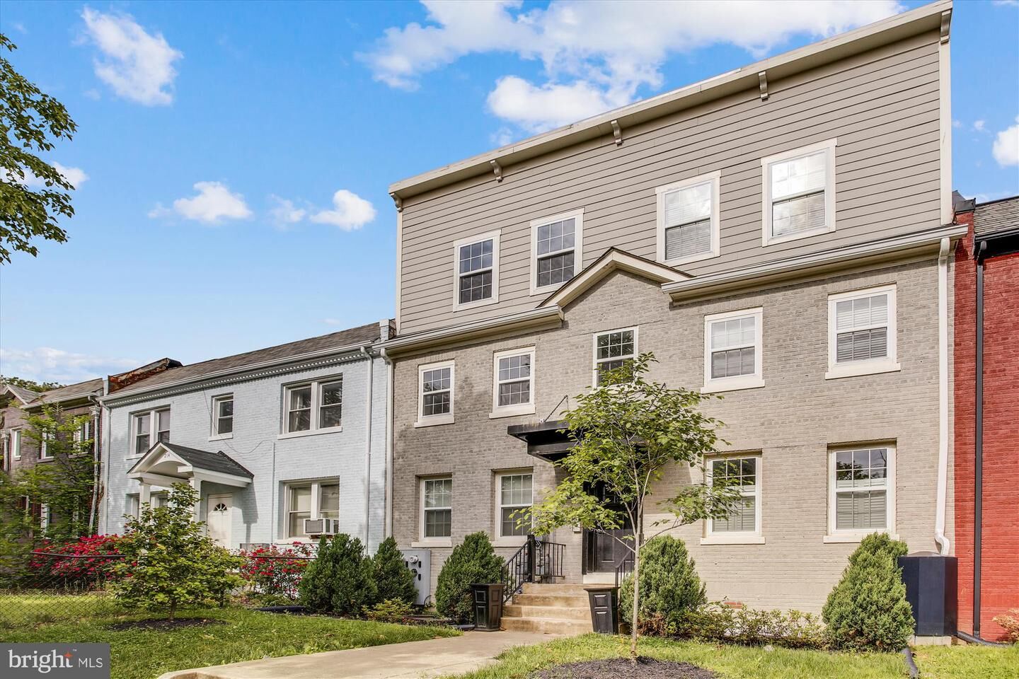 Property Photo:  218 20th Street NE 3  DC 20002 