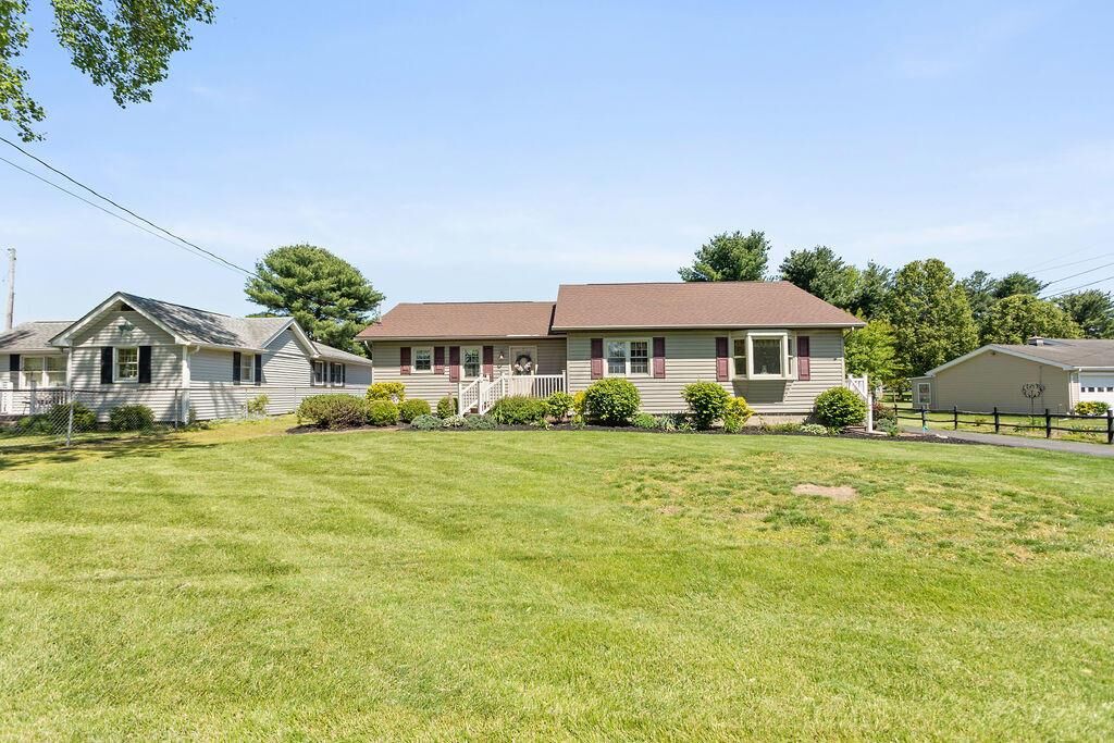 Property Photo:  17300 Little Walnut Road  OH 43113 