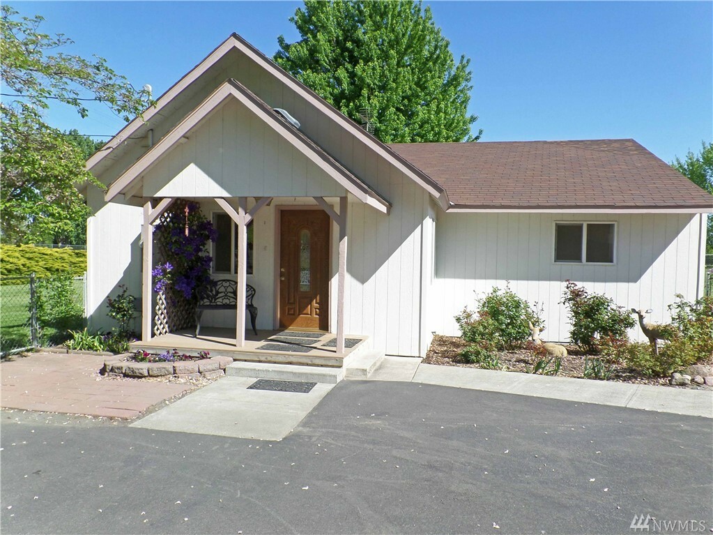 Property Photo:  4119 Old Milton Hwy  WA 99362 