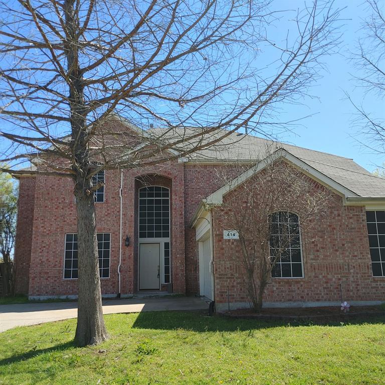 Property Photo: 414 Leameadow Drive TX 75002