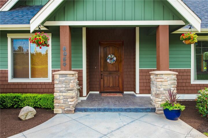 Property Photo: 8054 Saddlebrook Dr WA 98264