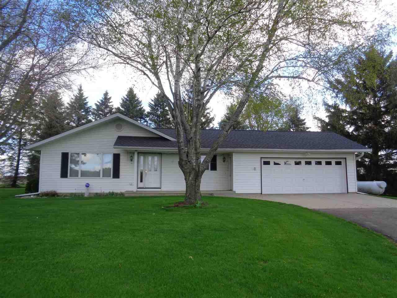 Property Photo:  N6056 County Road A  WI 53039 