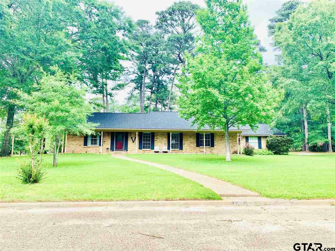 Property Photo:  198 Pettit  TX 75765 