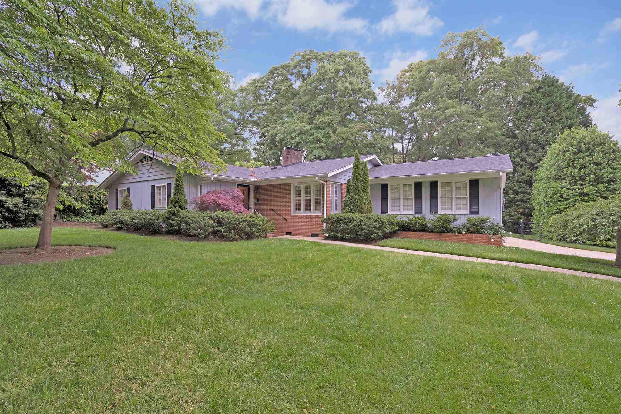 Property Photo: 109 Beechwood Drive SC 29307