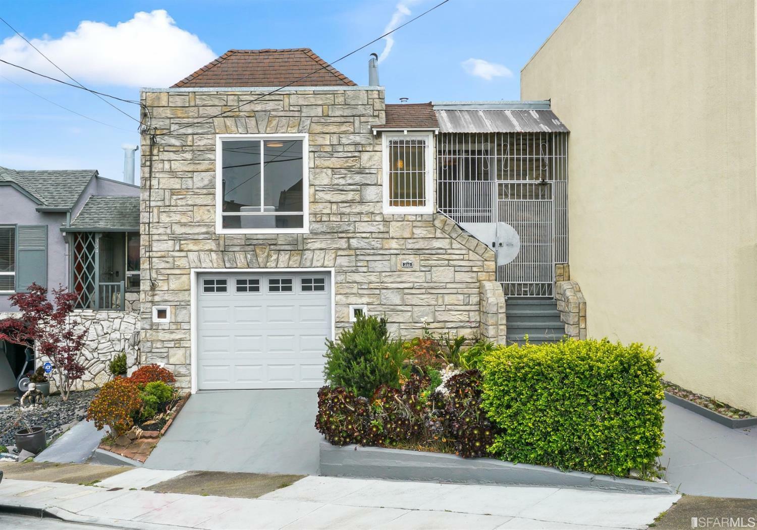 Property Photo:  350 Maynard Street  CA 94112 