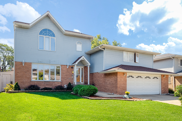 Property Photo: 415 Westmere Road IL 60016