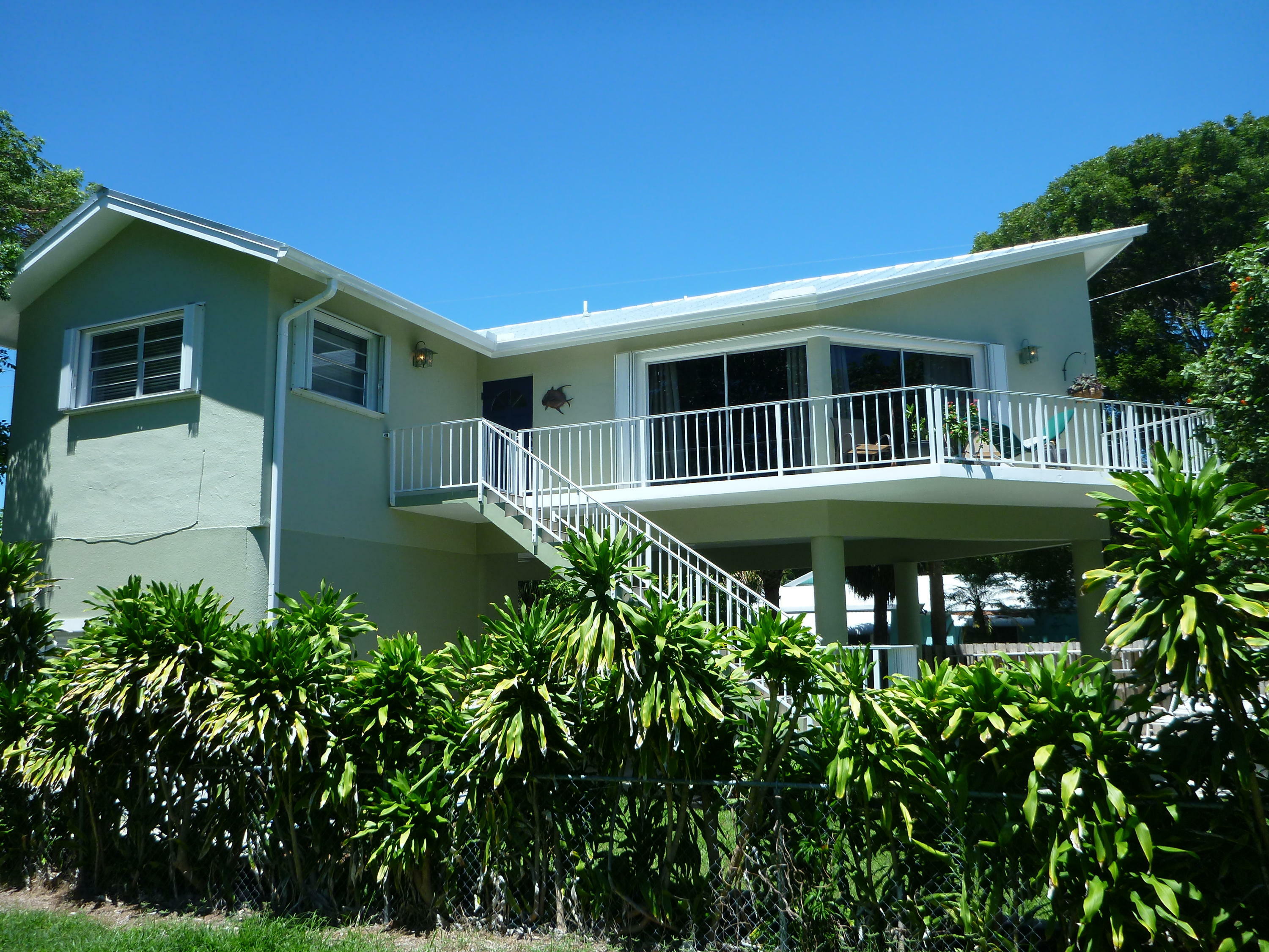 Property Photo:  31 Seaside Avenue  FL 33037 