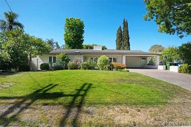 Property Photo:  12335 Tiara Street  CA 91607 