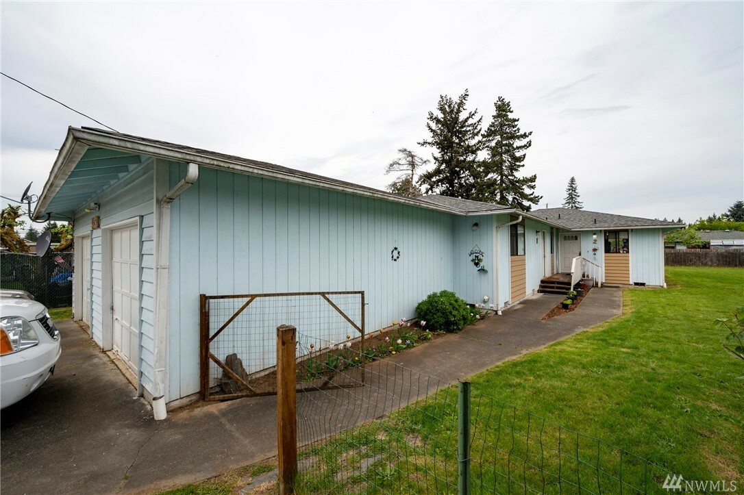 Property Photo:  4831 88th St NE  WA 98270 