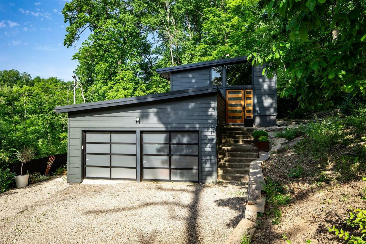 Property Photo:  9 Congress Run Road  OH 45215 