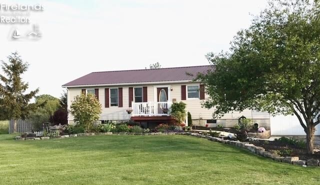 Property Photo:  5580 E Port Clinton Eastern Road  OH 43440 