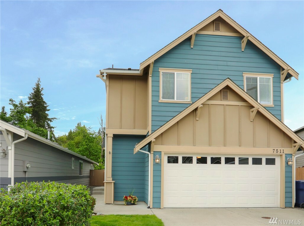 Property Photo:  7511 18th St SE  WA 98208 