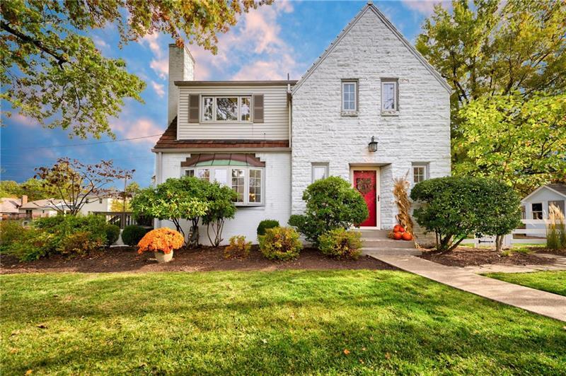 Property Photo:  309 Parker Dr  PA 15216 