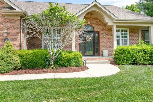 Property Photo: 323 Lake Forest Drive 62220