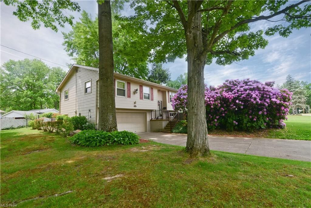 Property Photo: 3751 Robert Frost Drive OH 44511