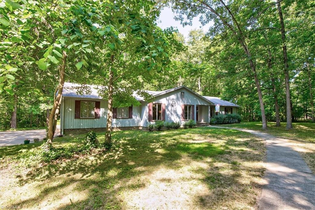 Property Photo:  5577 Lake Juno Road  NC 27298 