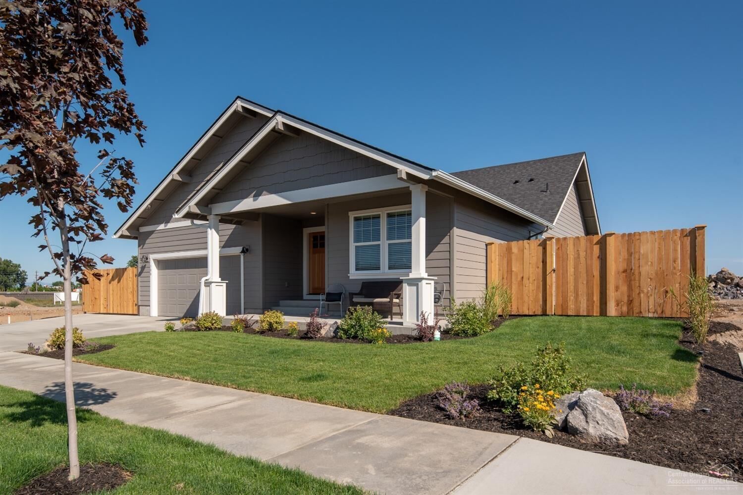 Property Photo: 1751 NE 4th Street OR 97756