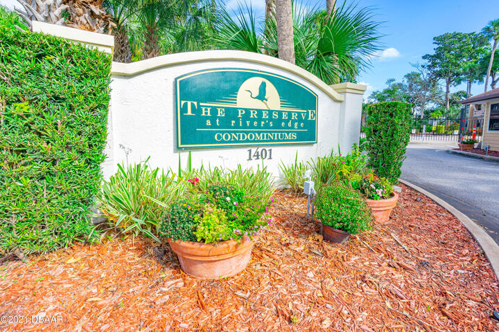 1401 S Palmetto Avenue  Daytona Beach FL 32114 photo