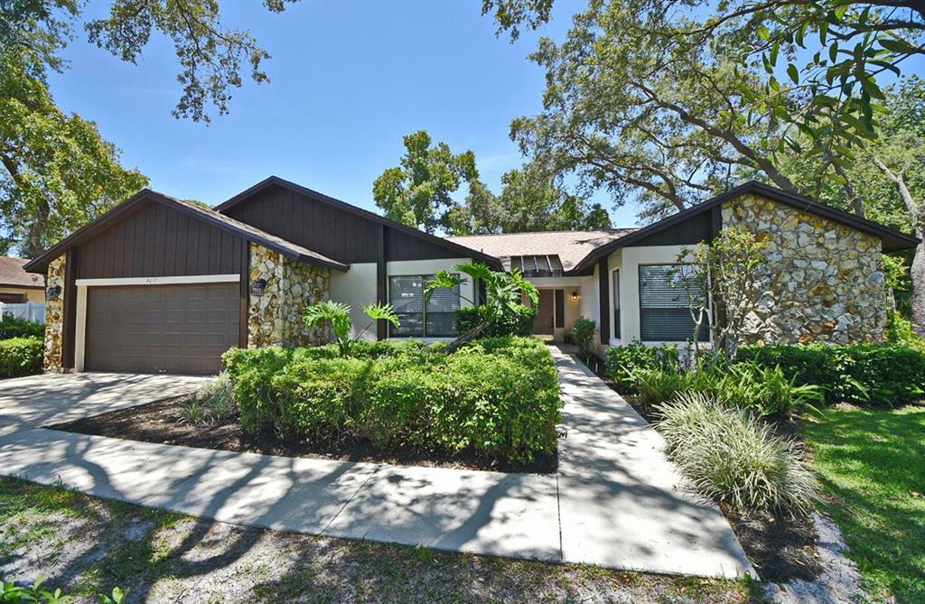 Property Photo:  9217 Amity Ct  FL 32817 