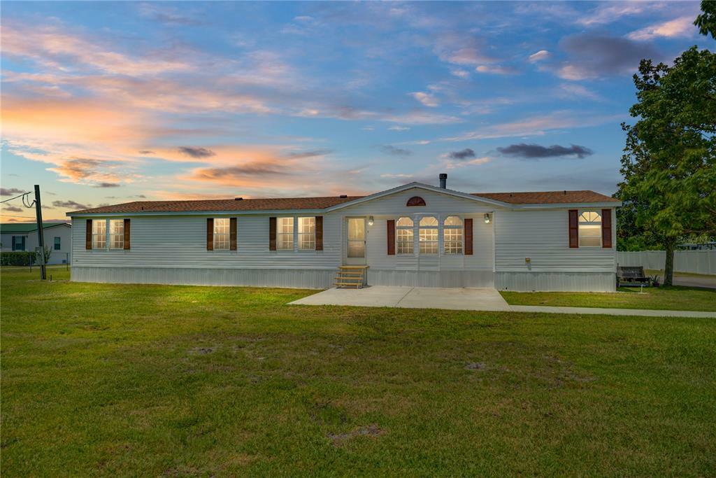 Property Photo:  2914 Clay Turner Road  FL 33566 