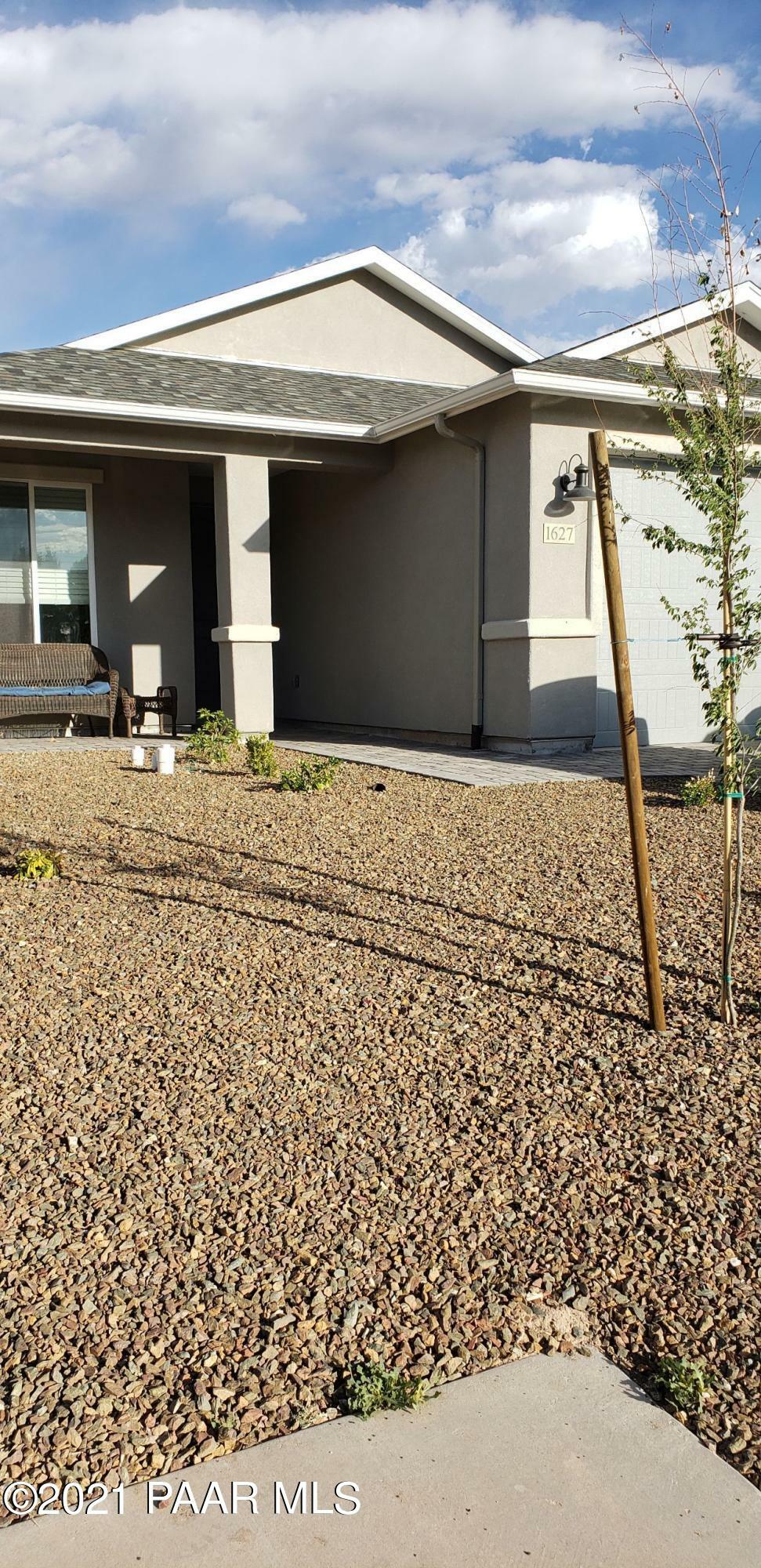 Property Photo:  1627 Stratford Place  AZ 86323 