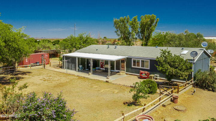 Property Photo:  22641 W Bramble Berry Lane  AZ 85361 