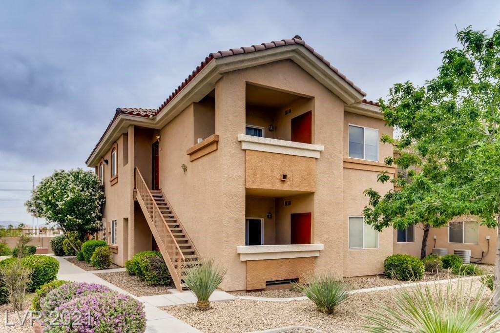 Property Photo:  1050 East Cactus Avenue 2065  NV 89183 