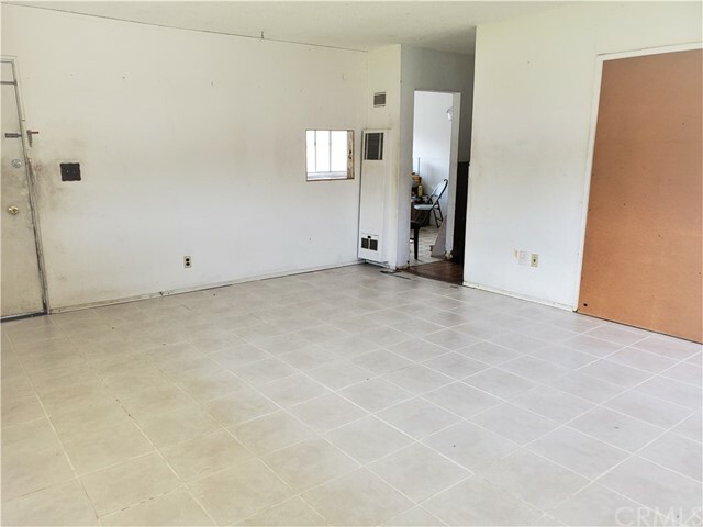 Property Photo: 2032 S Greenville Street CA 92704