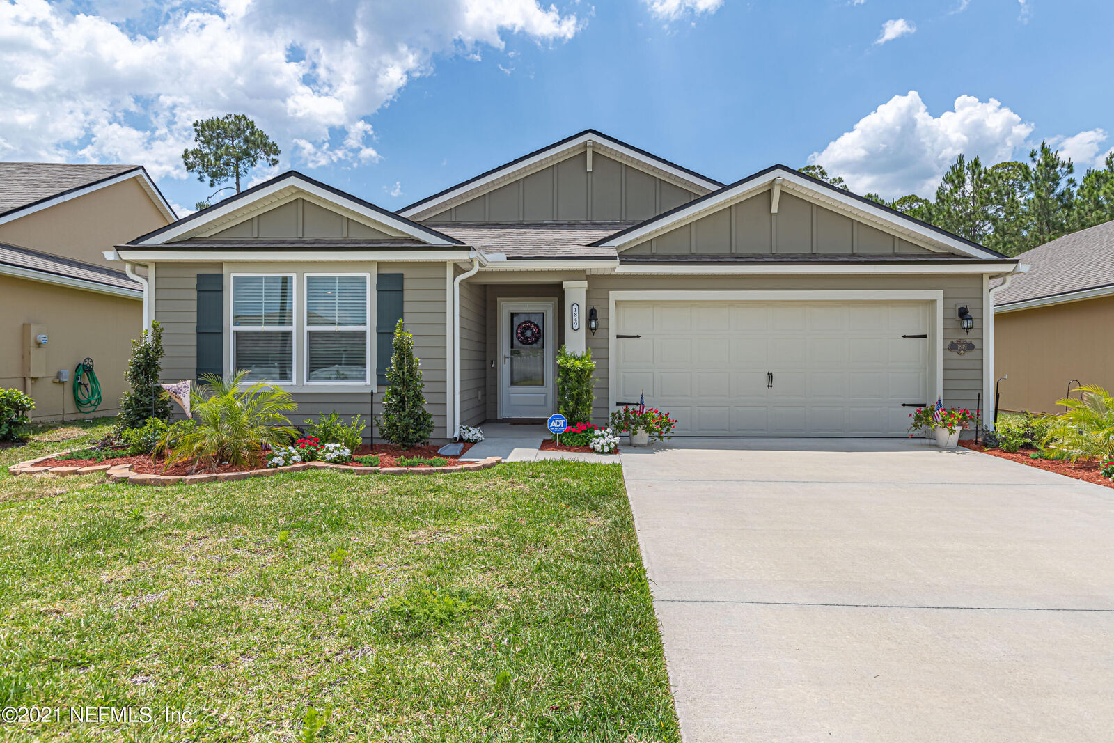 Property Photo:  1849 Sage Creek Place  FL 32068 