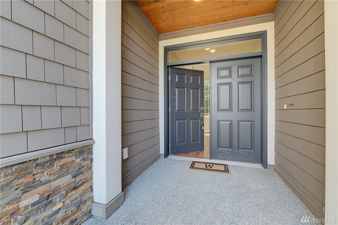 Property Photo: 6520 106th Ave NE WA 98033