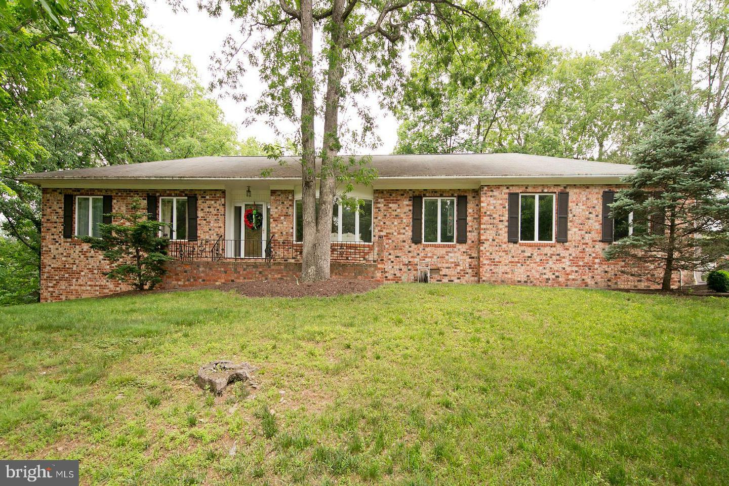 Property Photo:  101 Mulberry Circle  VA 22655 