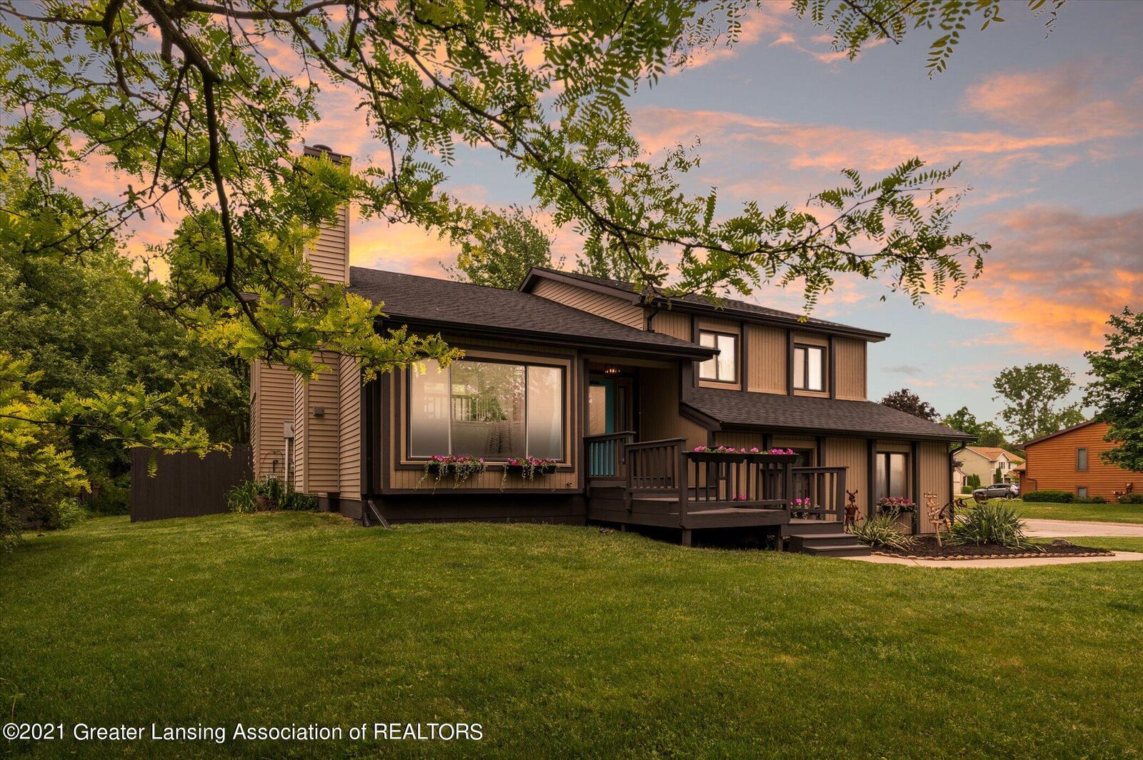 Property Photo:  5980 Arvida Drive  MI 48911 