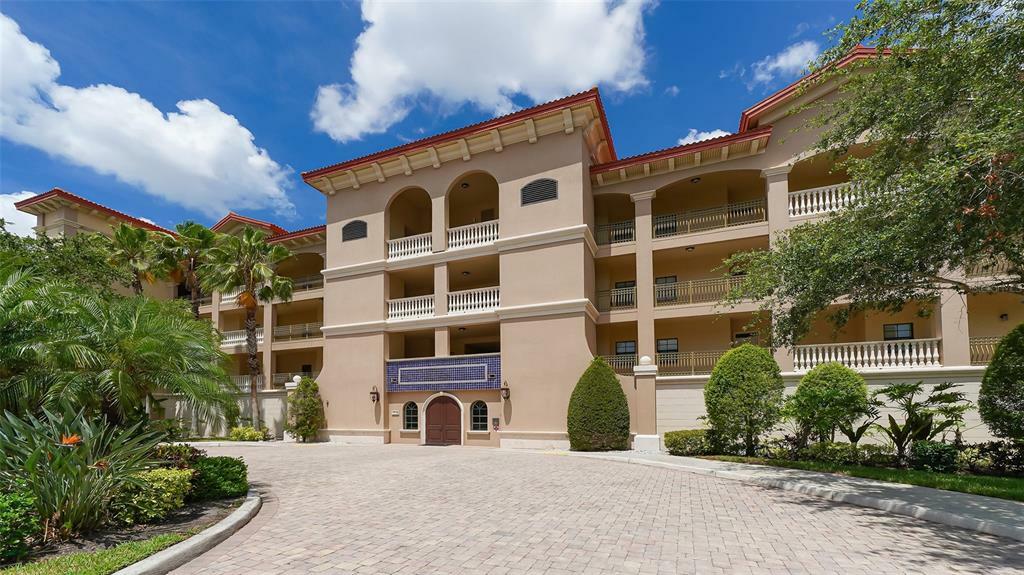 Property Photo: 7710 Lake Vista Court 304 FL 34202