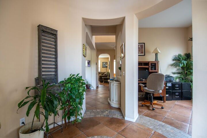 Property Photo:  3326 Holly Oak Ln  CA 92027 