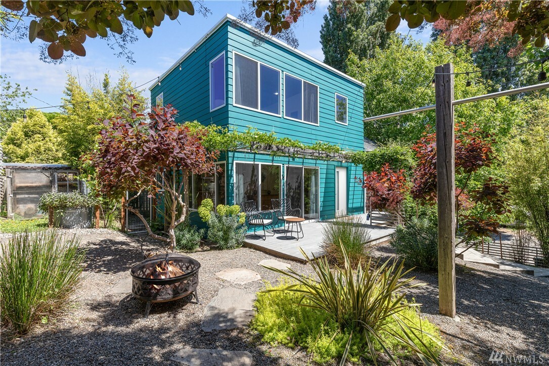 Property Photo: 5321 47th Ave S WA 98118