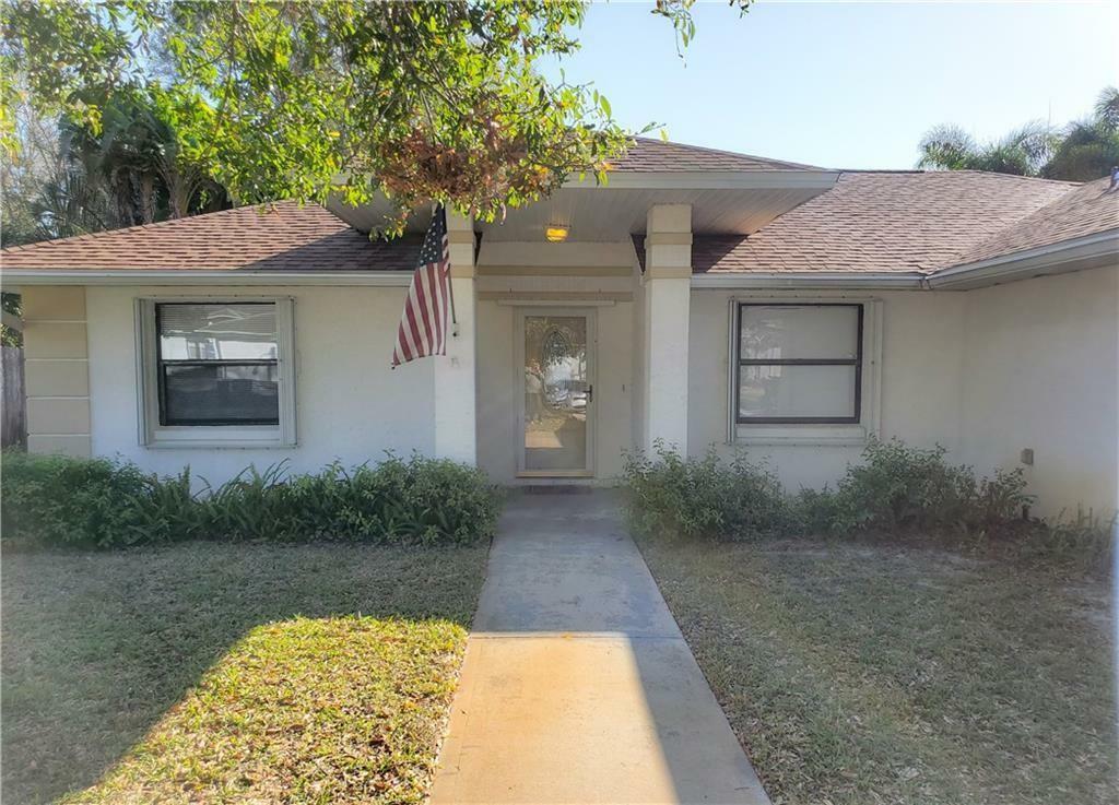 Property Photo:  316 21st Avenue  FL 32962 