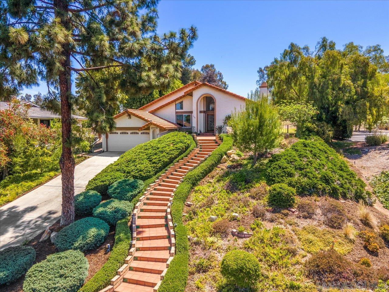 Property Photo: 17469 Saint Andrews Dr CA 92064