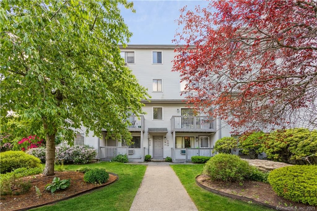 Property Photo: 330 Savin Avenue 44 CT 06516