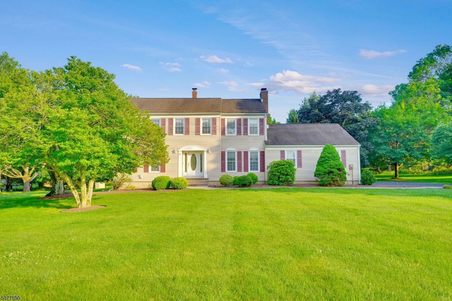 Property Photo:  10 Columbine Rd  NJ 08889 