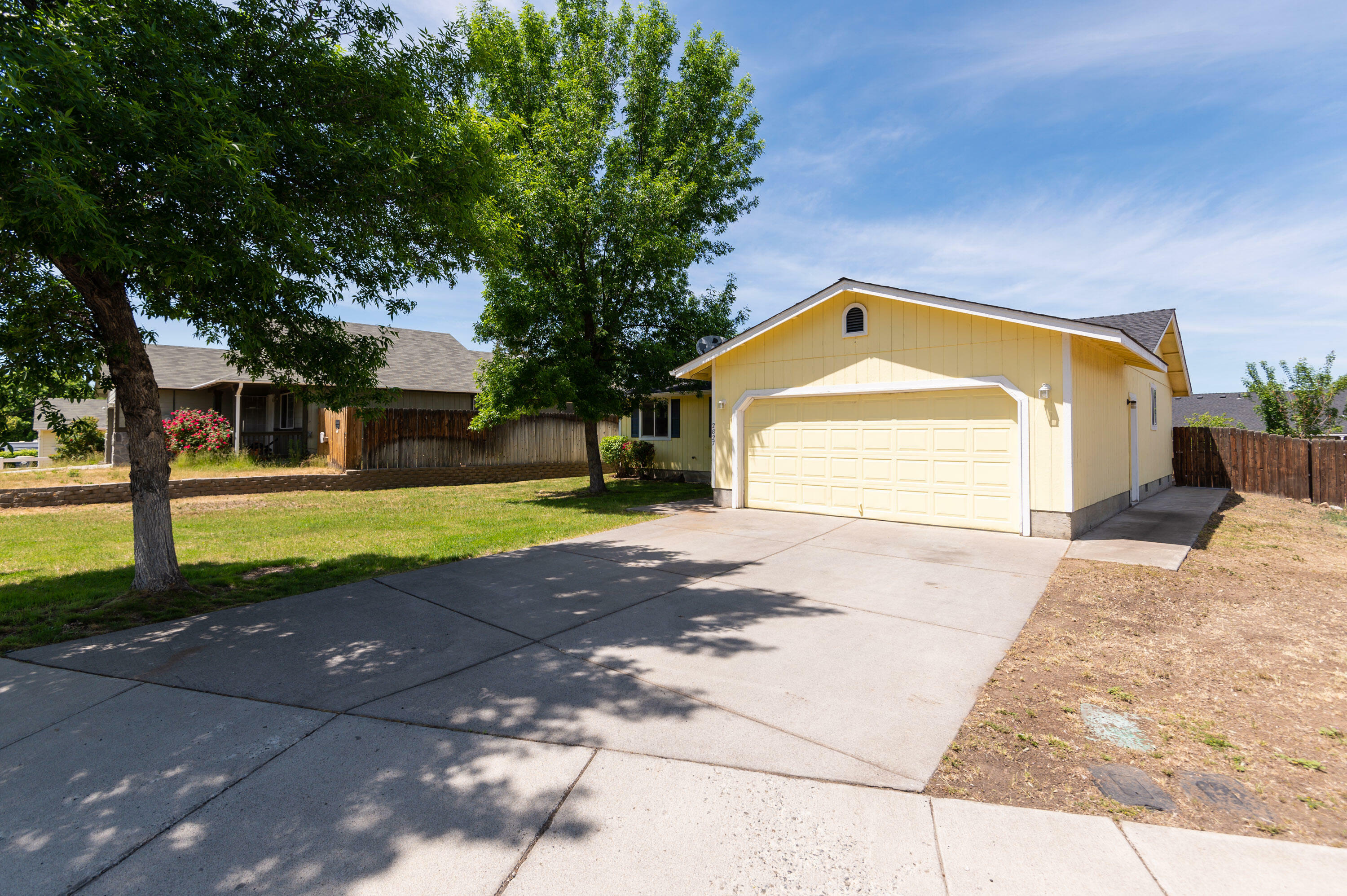 Property Photo:  2827 SW Pumice Avenue  OR 97756 