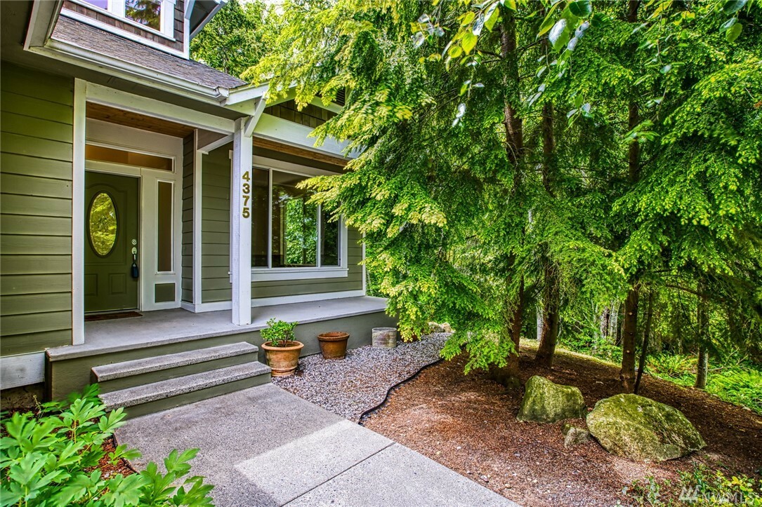 Property Photo:  4375 Lakehill Lane  WA 98229 